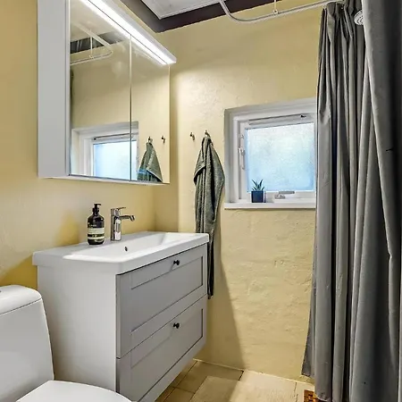 Сasa de vacaciones 3 Bedroom Amazing In *