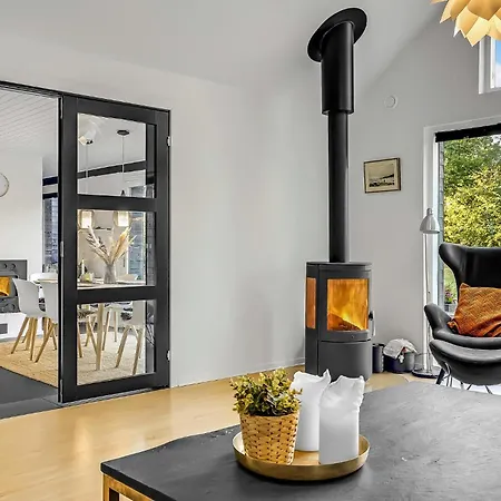 3 Bedroom Amazing In Vakantiehuis